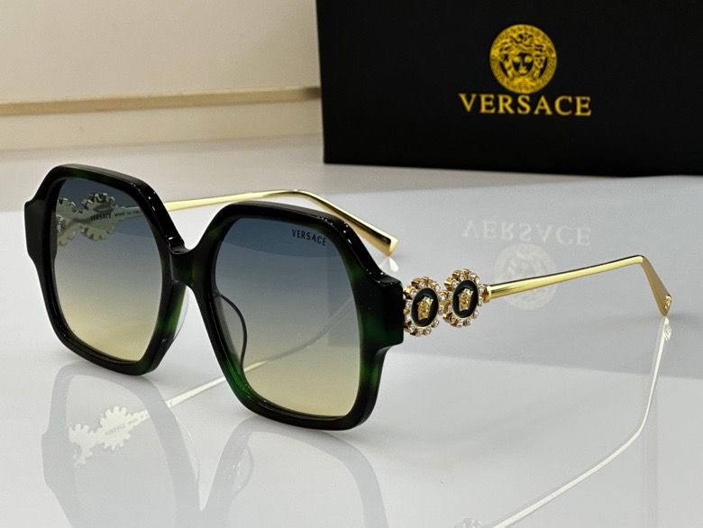 Versace Sunglass AAA 127